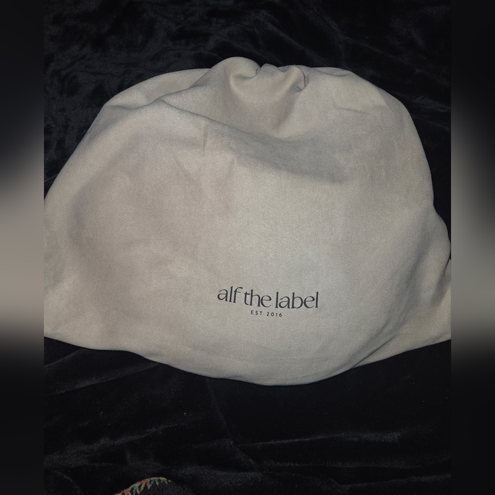Alf The Label Dumpling Bag - Picture 6 of 8